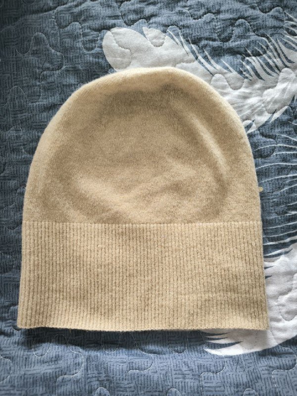 Шерстяная шапочка, баф из мериносовой шерсти