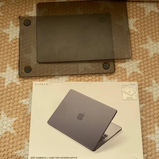 SATECHI Eco-Hardshell Case для MacBook Air M2