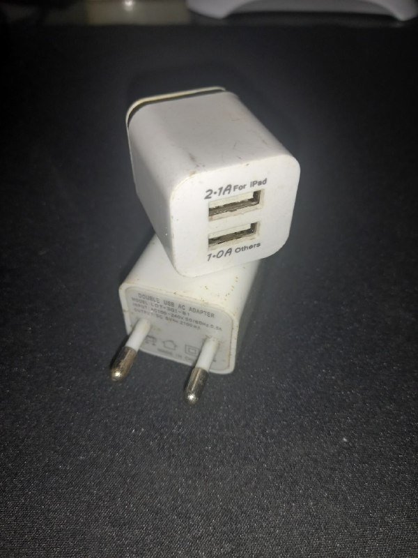 Вентиляторы, зарядные устройства, телефоны, клавиатура, кабель, игрушка 3