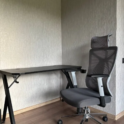 Gaming desk, office chair