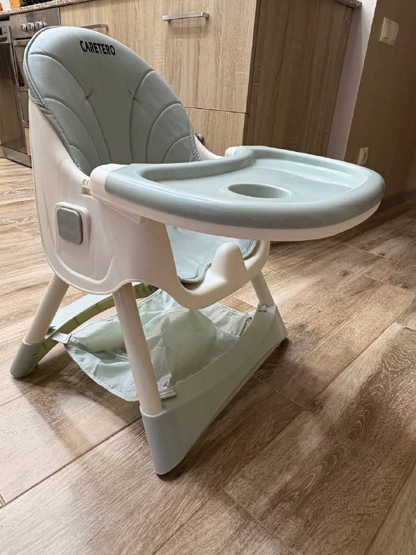 Стульчик для кормления Caretero Bill 3