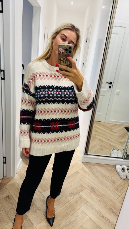 Тапочки из норки Vizali handmade, Туфли Ysl, Юбка Zara, Брючный костюм Zara, Свитер Zara, Футболка vika adamskaya, Боди Zara 6