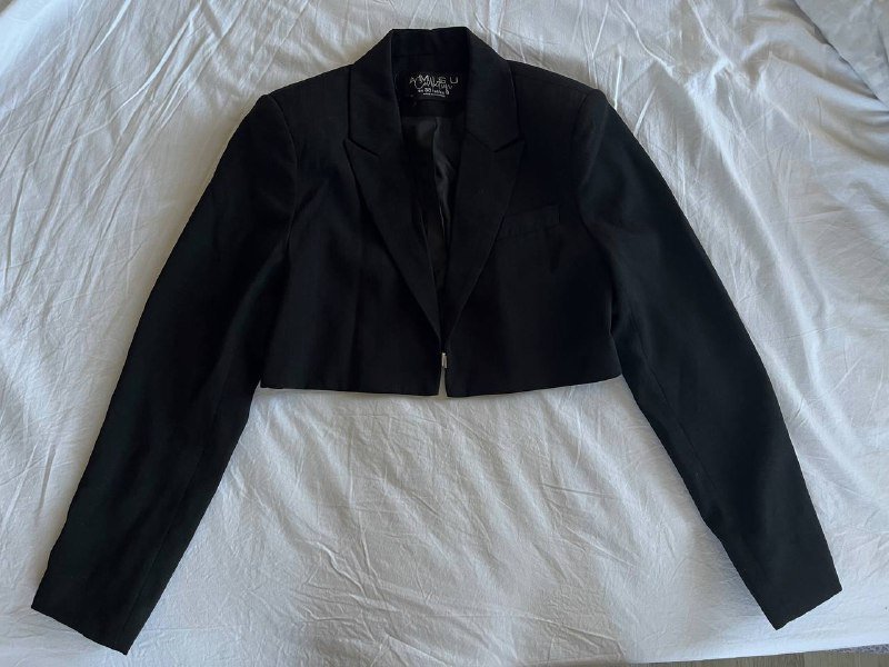 Укороченный пиджак черного цвета размер xs-s