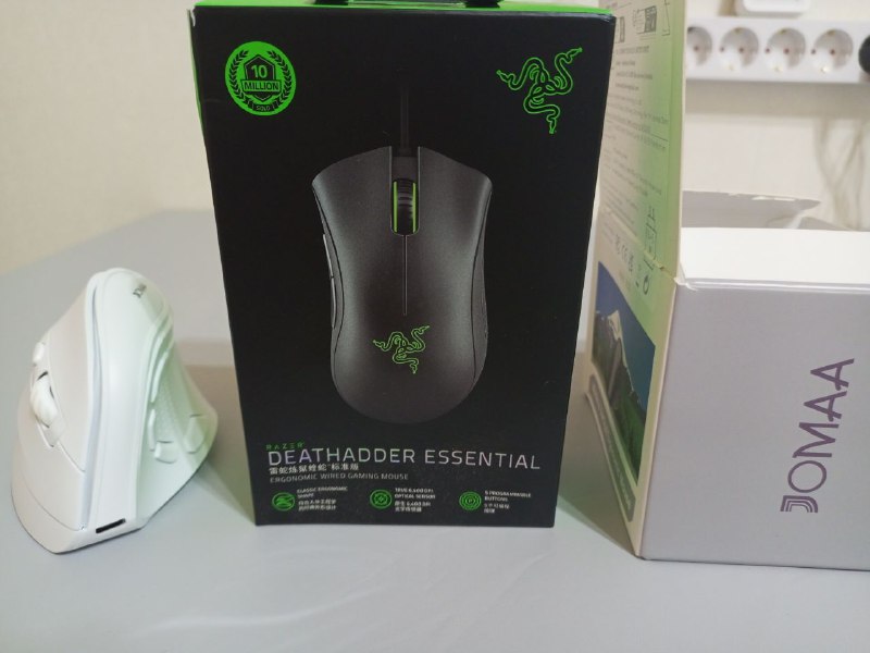Беспроводная вертикальная RGB мышь Jomaa V53, Deathadder Essential 4