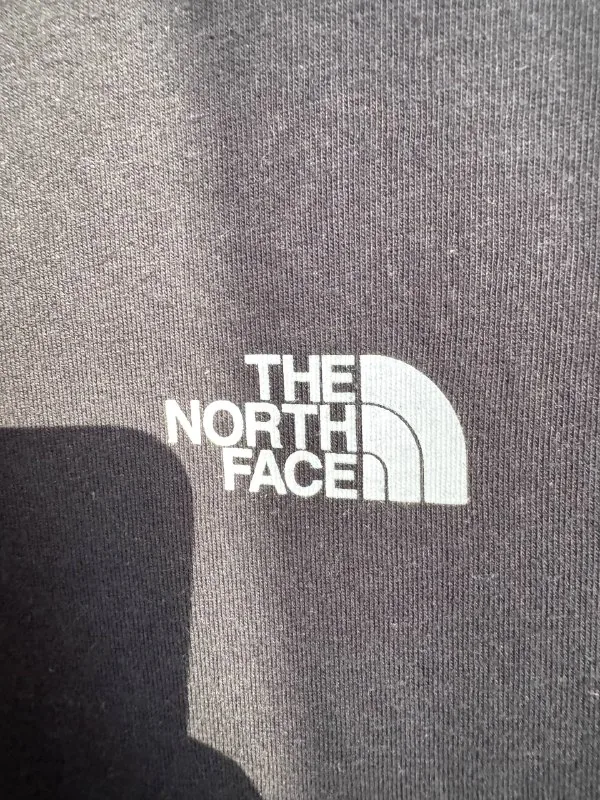 Женская футболка The North Face 1