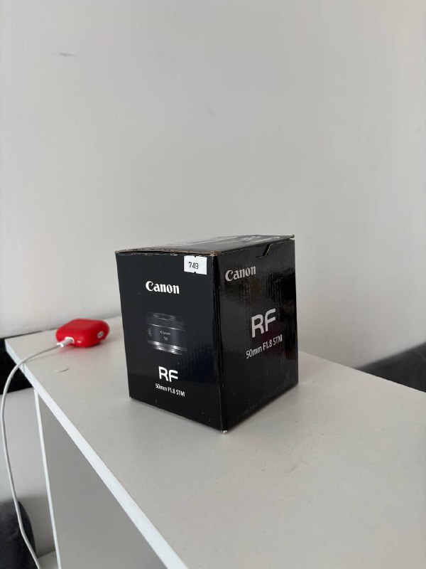 объектив canon rf 50mm f1.8 STM, объектив canon rf 24-50 f4.5-6.3 IS STM 3