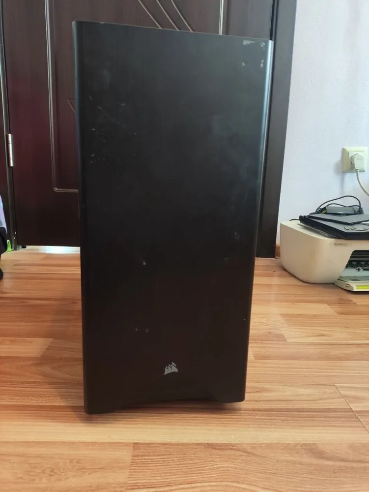 Корпус Corsair 1