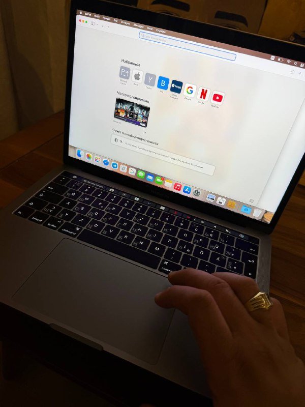 MacBook Pro 2016 Touch Bar Touch ID
