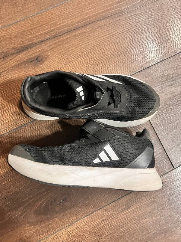 Детские кроссовки adidas 2