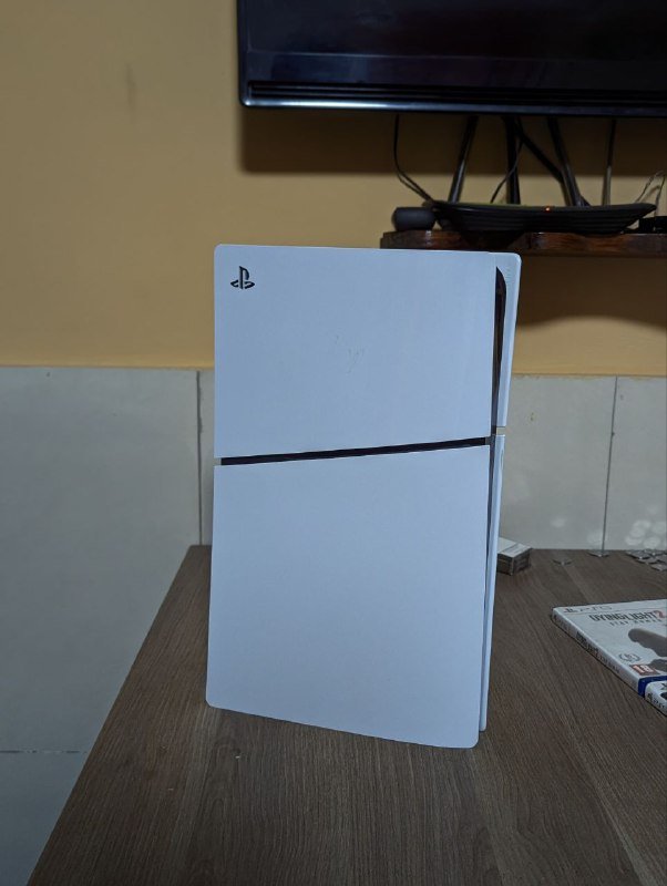 Игровая консоль Ps 5 с играми и контроллерами 3