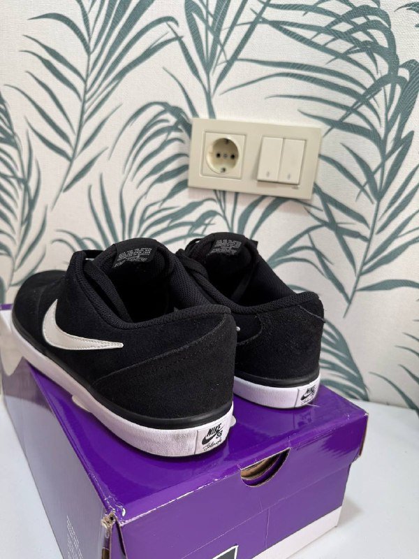 Кроссовки Nike SB Check размер 43 5