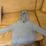 Худи Tommy Hilfiger серого цвета 1