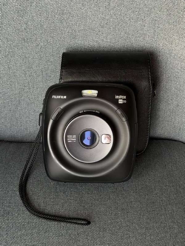 Instax sq 20 фотоаппарат и чехол