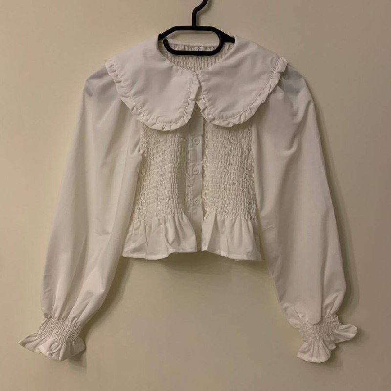 Плюшевая белая куртка PUMA, лоферы Vagabond, белая и розовая блузы 3