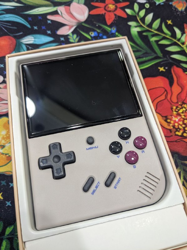 Игровая приставка Anbernic RG35XX Plus 2