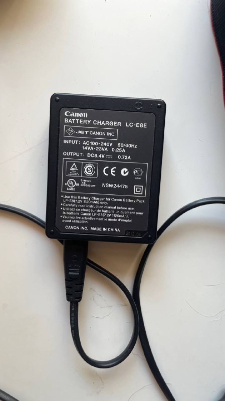 Фотоаппарат Canon 600D с объективами и аксессуарами 7