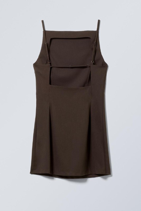 коричневое мини-платье Weekday, черное платье Massimo Dutti 4