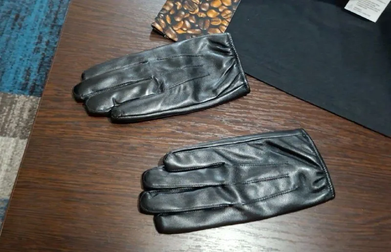 Кожаные зимние перчатки 1