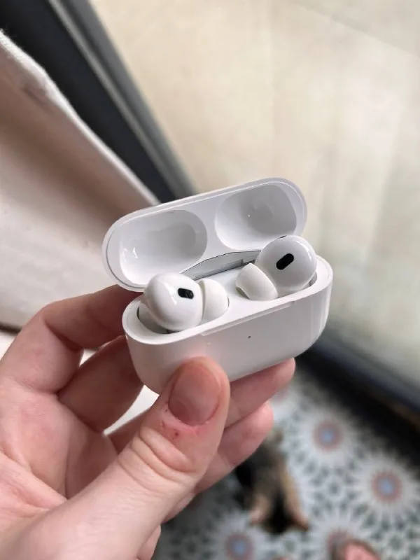 AirPods Pro 2 1