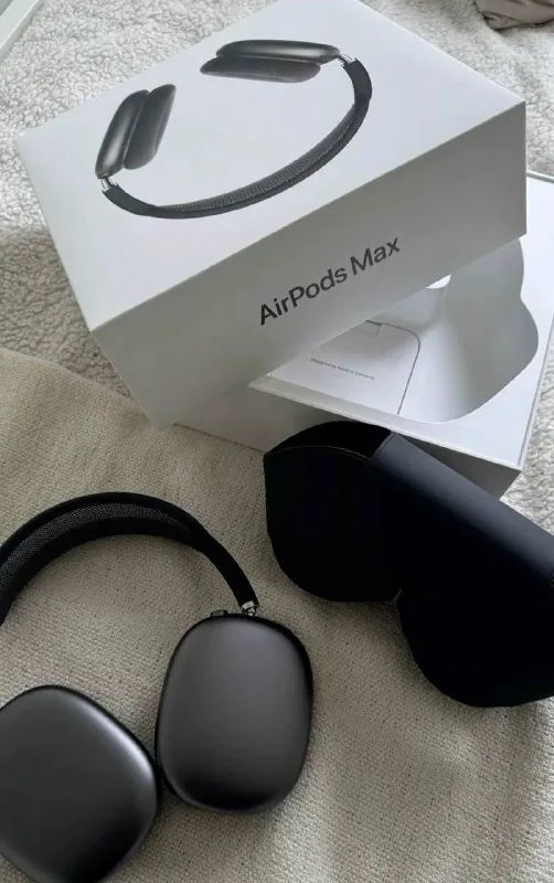iPad mini 7, AirPods Max 2 1