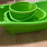 Two children’s bathtubs and a bucket 1