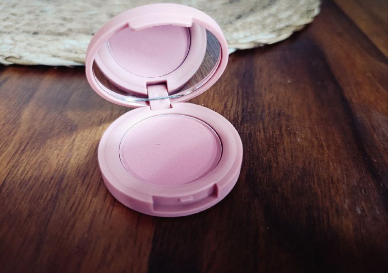 Румяна Divage тон 04