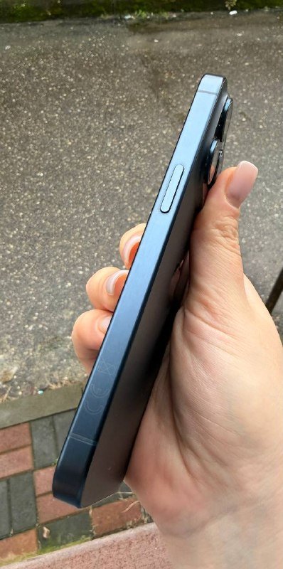 iPhone 15 Pro 256 GB Titanium Blue 5