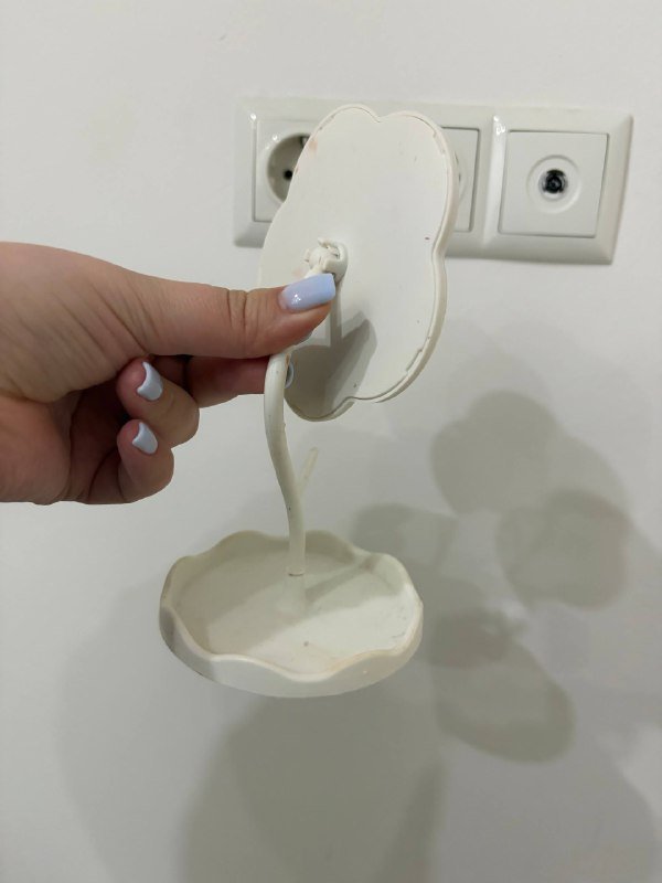 Настольное зеркало