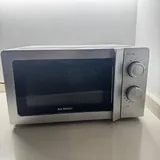 Сушилка для одежды, утюг, кровать, стол, диван, микроволновка 9