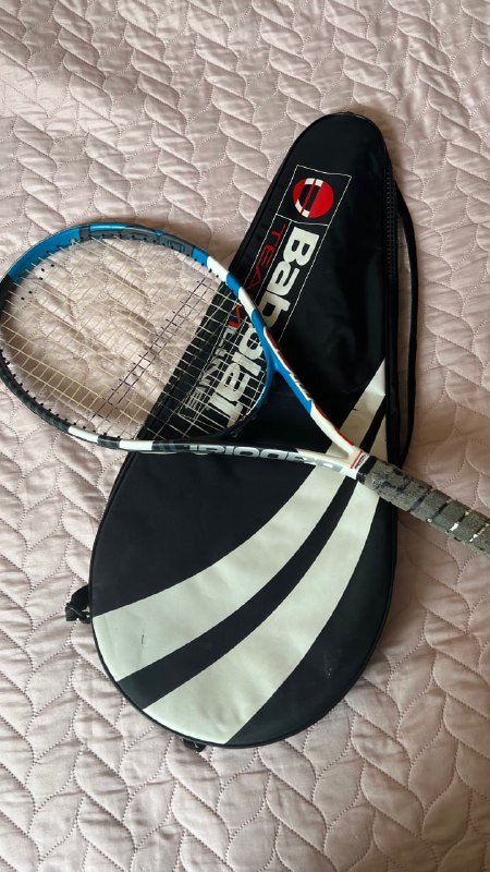 Теннисная ракетка Babolat с чехлом