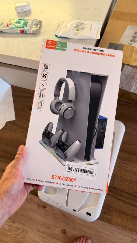 Подставка для PS5 с охлаждением и подсветкой 2