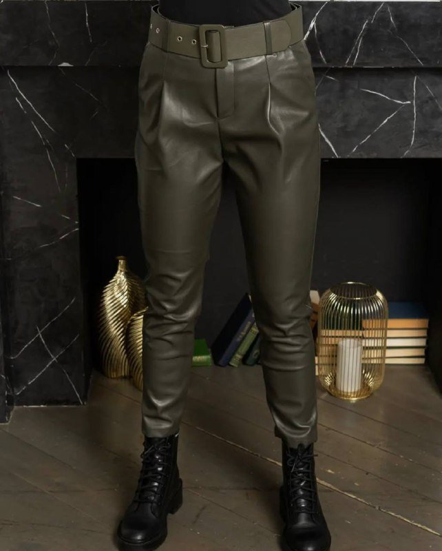 Брюки из кожзама на утеплителе размер S