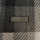 SSD NVMe M.2 WD 512 ГБ 2