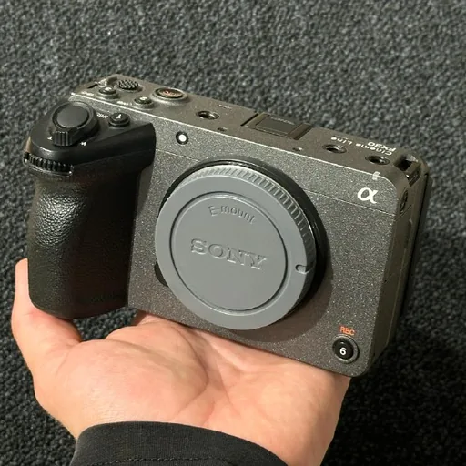 Sony FX30 кинокамера