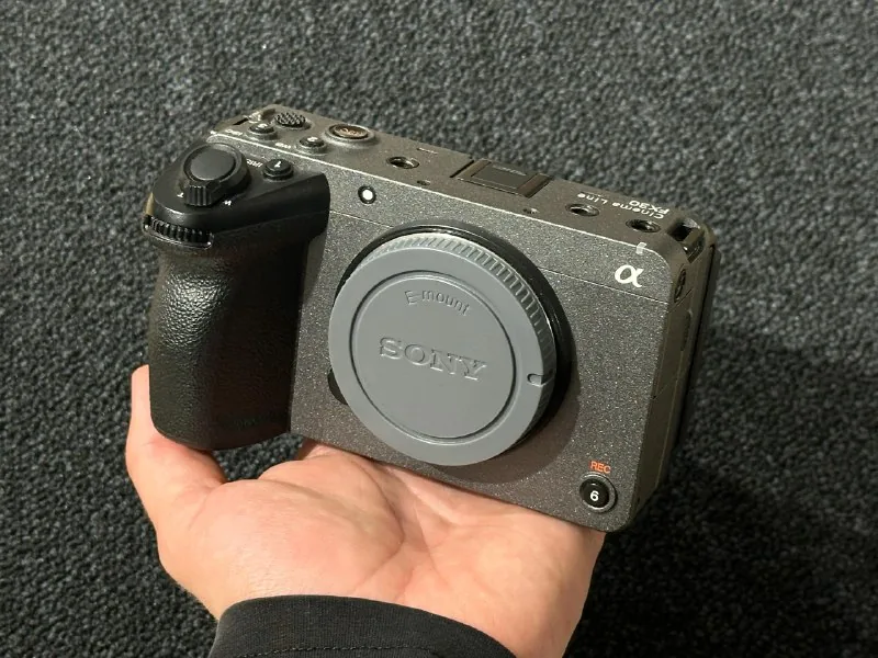 Sony FX30 кинокамера 1