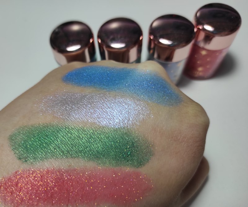 Рассыпчатые тени COLOURPOP Kathleen Lights Zodiac 3 оттенка 4
