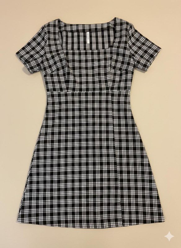 свитер, толстовка Puma, миниюбки, рубашка Gap, юбки, сарафан, футболка, лиф, платье 10