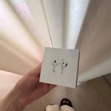 AirPods 4 3