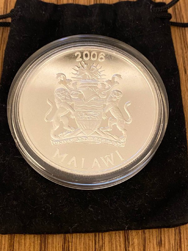 Юбилейная монета Малави 5 квача 2006 серебро