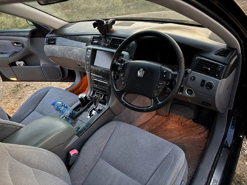 Toyota Crown 2007 седан 3.0 бензин автомат 5