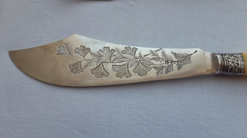 Тесак и вилы для охоты на салаты 2