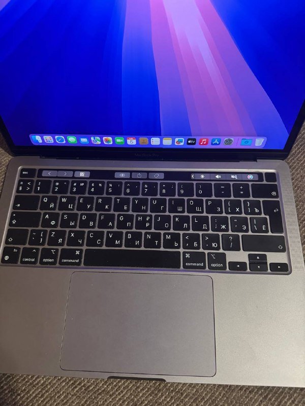 MacBook Pro M1 ноутбук