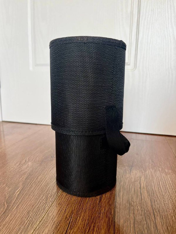 Тубус для кистей Manly Pro, палетка теней Kiko, кейс для рефилов Inglot, хайлайтер Revolution 2