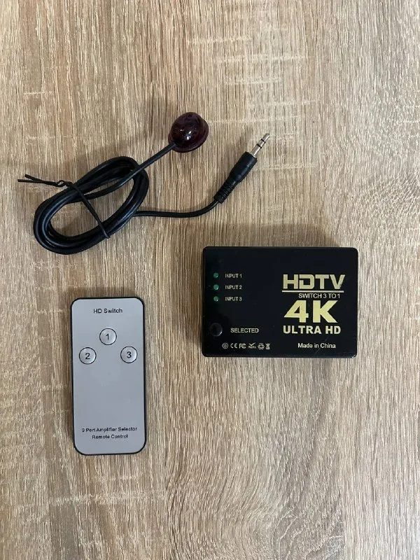 HDMI switch 3:1, Wi‑Fi USB адаптер 1