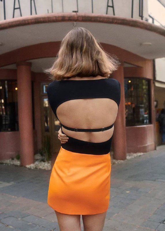 Свитер Mango, Pull&Bear джинсы светлые