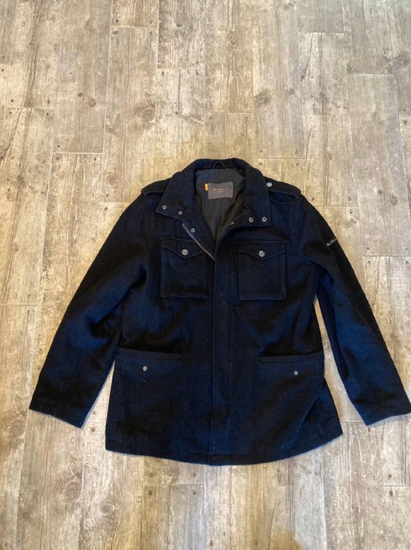 Куртка нейлоновая пуховик, Куртка нейлоновая пуховик, Пальто M65 Ben Sherman, Куртка Fred Perry, Куртка парка Schott NYC, Куртка бомбер Carhartt, Куртка шерпа Levis, Мембранная куртка дождевик, Куртка Dickies, Тренч Burberry 3