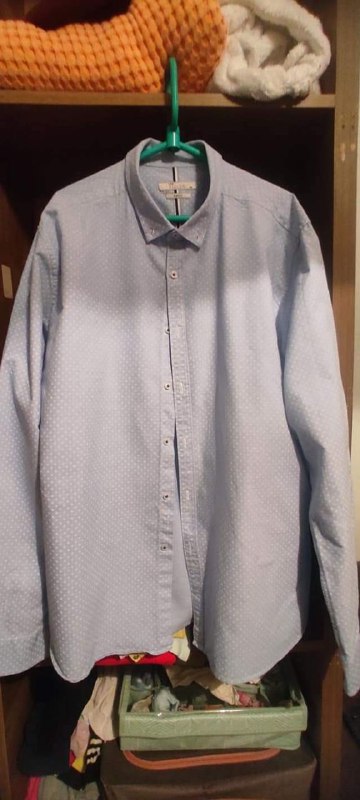 Various clothing items for sale 3