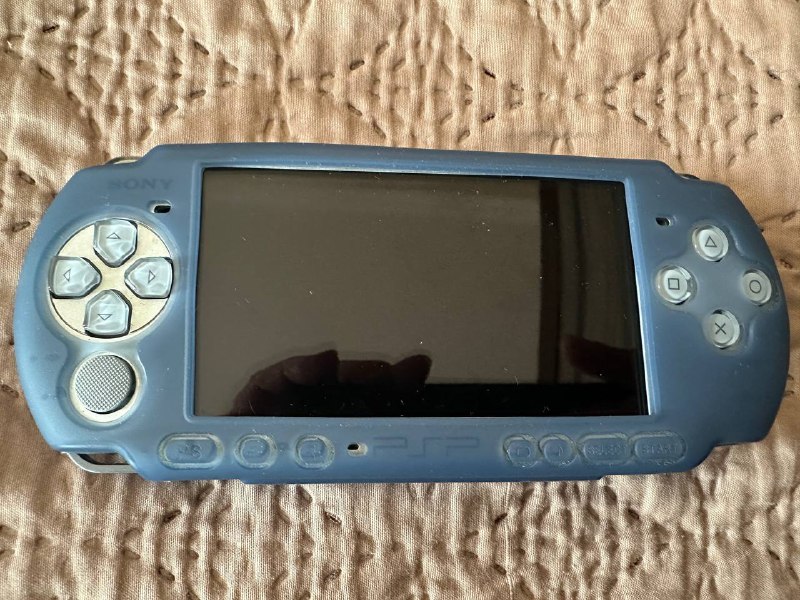 PSP in excellent condition 3