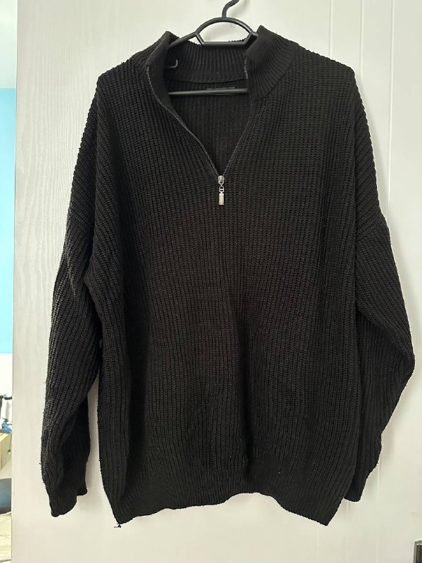 Джемпер с замком, кофточка TOPSHOP, свитер, сумка Tommy Hilfiger, джинсы скинни, футболка Pull&Bear, кофточка