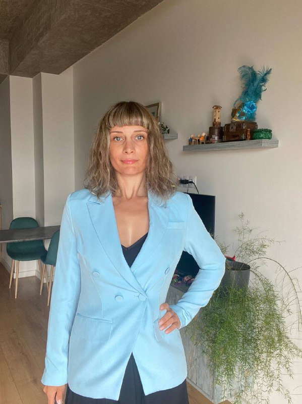 Новый женский костюм размер s/m